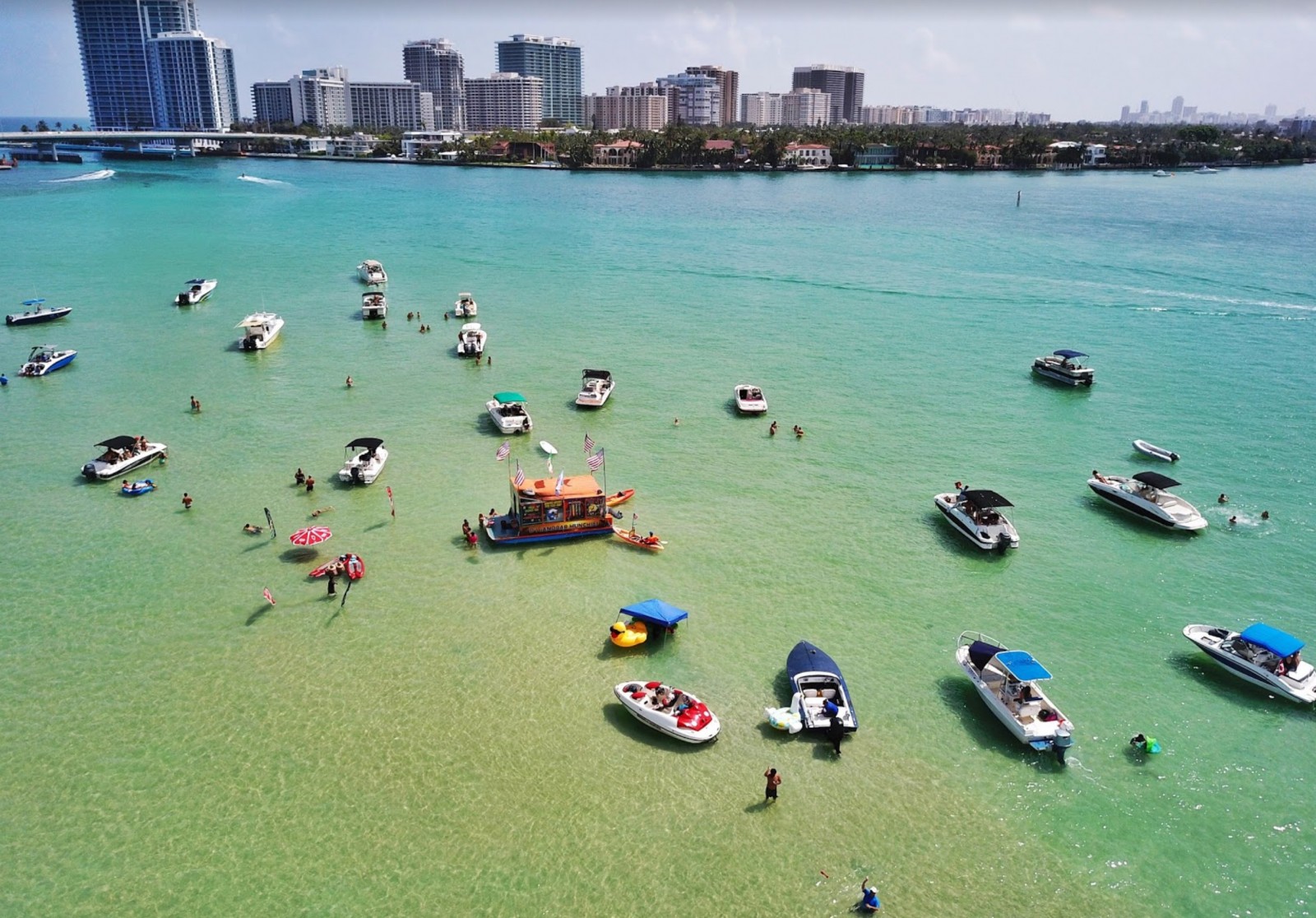 Best Boating Spots in Miami 🌴 | sail.me