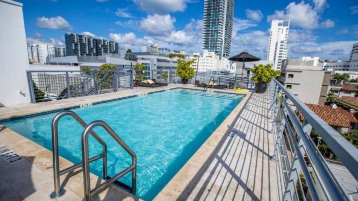 Explore 9 Cheap Hotels in South Beach Miami