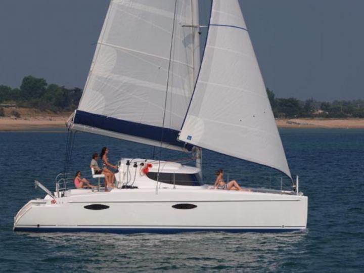 Sail on a beautiful 36ft catamaran in Airlie Beach, Australia - the ultimate vacation trip on a yacht charter!