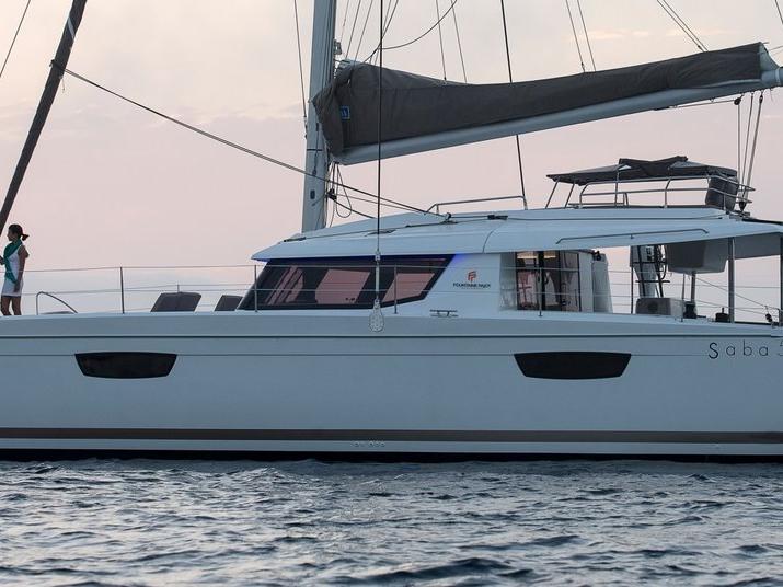 Rent a catamaran in Capo d'Orlando, Italy and enjoy a boat trip with friends or family.