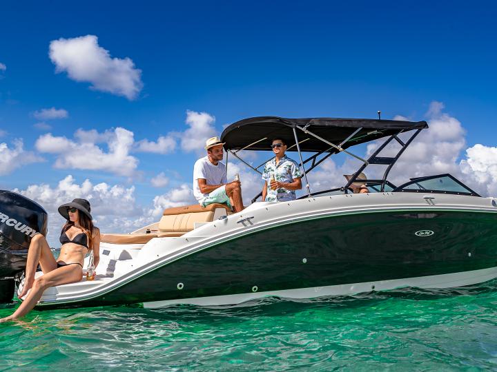 Miami Beach 28ft Searay Motorboat Mocca Boat Rental 3264 Sail me