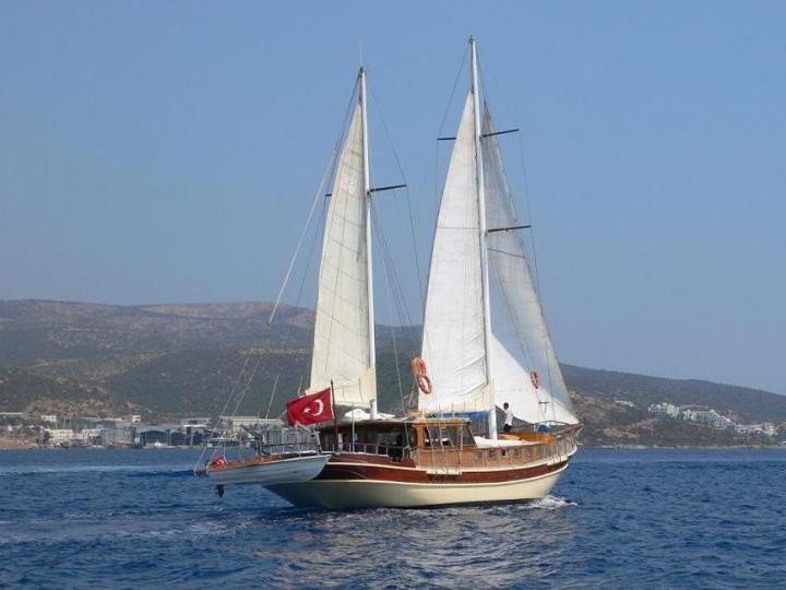 Sail on a gulet in Bodrum, Turkey - the ultimate vacation trip on a yacht charter for 6 guests.