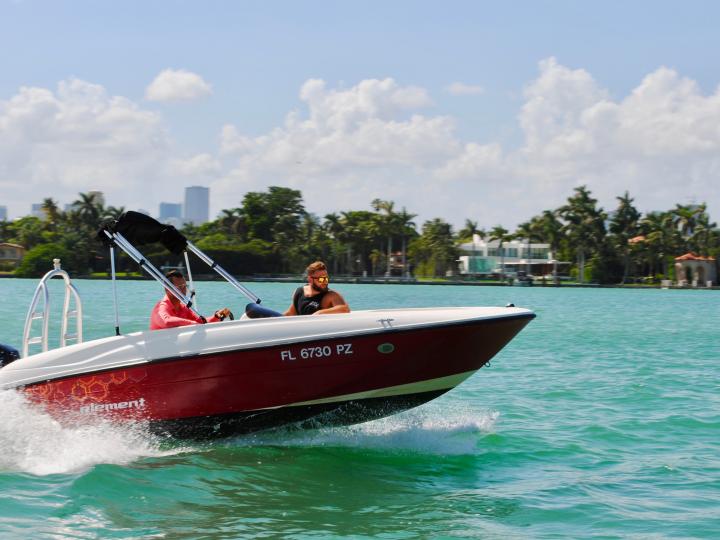 Bayliner e16 Great for Miami Bay + Free parking!