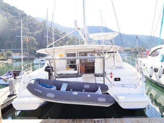 Charter a catamaran in Fethiye, Turkey - the ultimate vacation trip on a yacht charter.