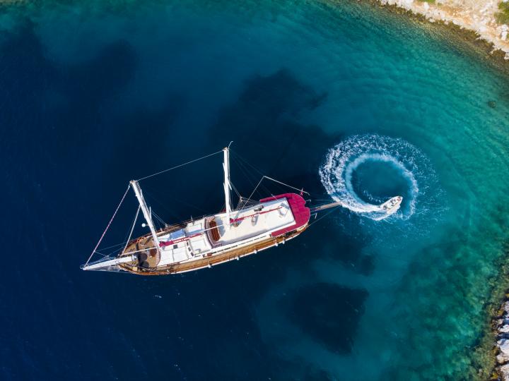 This wonderful luxury gulet sailing at the coasts of aegean and Mediterranean is 32 meters long and for 16 people