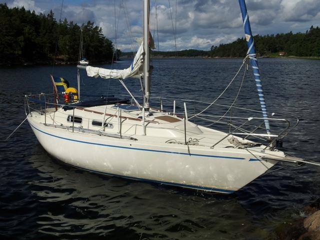 Sail on a 30ft sail boat for 5 guests in Svinninge, Sweden - the ultimate vacation trip on a yacht charter.