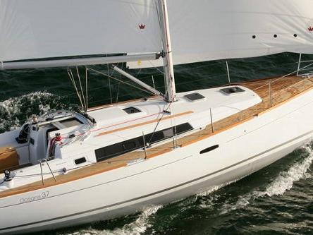 Sail around Athens and the Saronic, Greece on a boat for rent - the OC37 yacht charter.