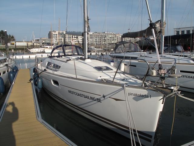 A great boat for rent - discover all Nieuwpoort, Belgium can offer aboard a sail boat.