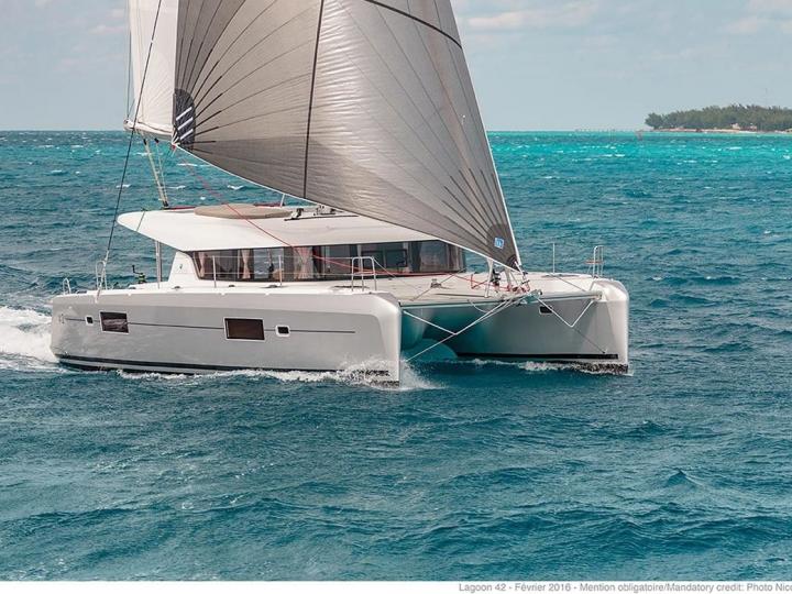 Discover sailing aboard the 42ft catamaran E Lane in Road Town, BVI - a 4 cabins boat for rent.
