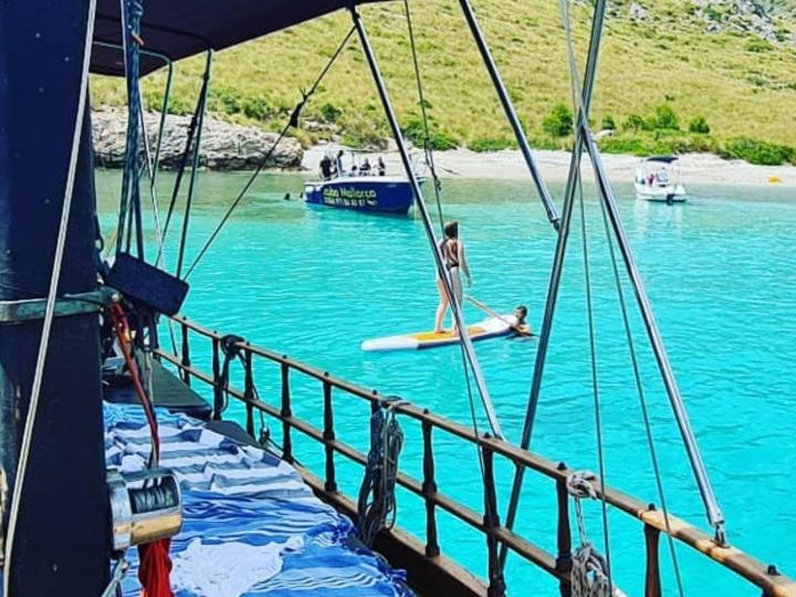 Velero en lista sexta