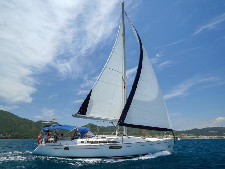 Boat rental and yacht charter in Marmaris, Turkey.