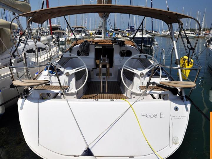 Yacht charter in Izola, Slovenia - a 6 guests sail boat for rent.
