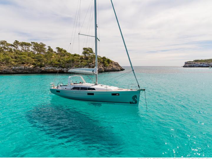 Rent a boat in Corfu, Greece - the Peace yacht charter.