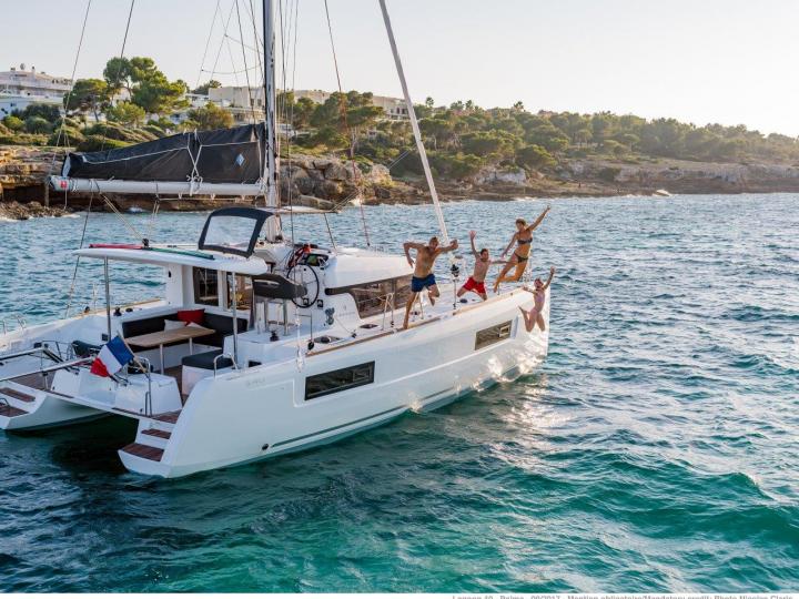 Rent a catamaran in Sicily, Italy and enjoy a gorgeous boat trip with your family or friends.