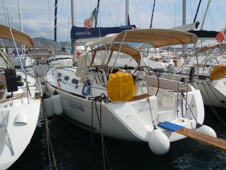 The Feeling is a wonderful sailboat rental & yacht charter in Salerno, Italy. Discover the beautiful Amalfi Coast area of Italy from the water.
