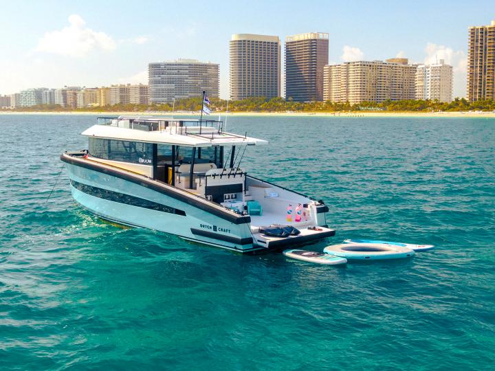 Rent a Luxury Yachting Experience! 56' SeaRay