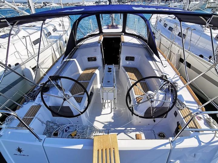 Vodice, Croatia boat rental 7 yacht charter - discover vacation on a boat for up to 6 guests.