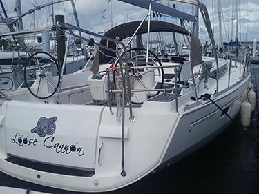 Rent a sailing boat in Burlington, United States - the Loose Cannon.
