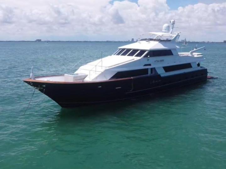 124' Broward Luxury Yacht