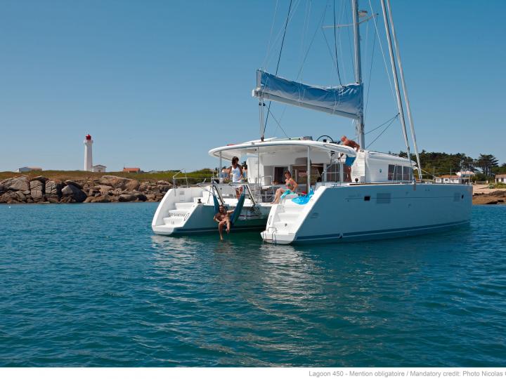 Yacht charter in Corfu, Greece - an 8 guests catamaran for rent.