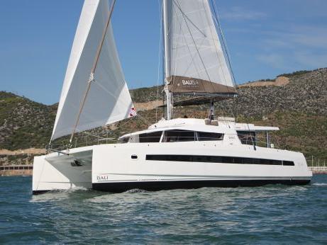 Boat rental in Le Marin, Caribbean Netherlands for up to 12 guests - discover sailing on a Catamaran.