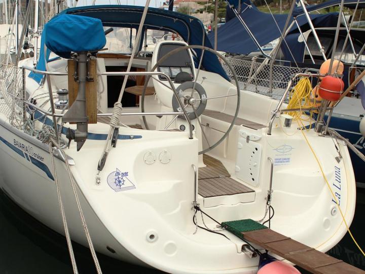 Rent a boat in Vrsar, Croatia - the La Luna yacht charter.
