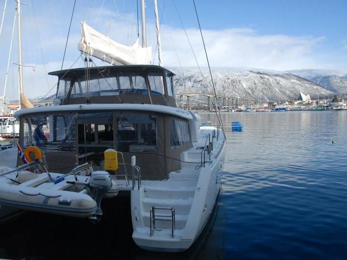 Boat rental in Tromsø, Norway for up to 8 guests - discover sailing on a catamaran.