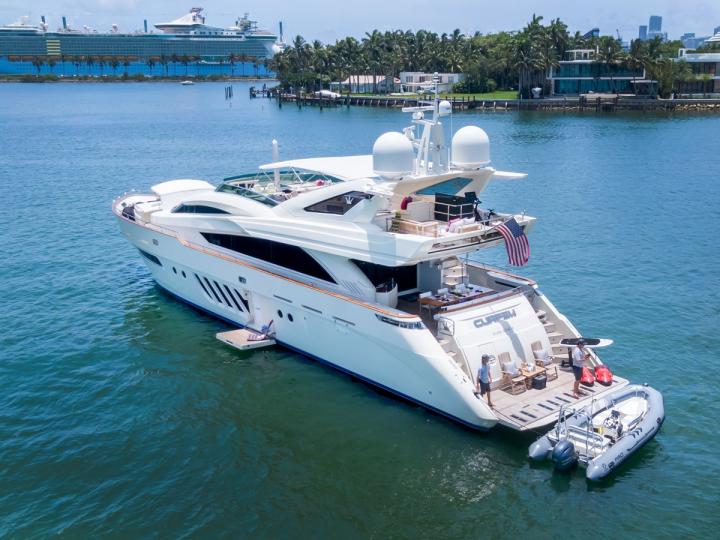 The Best DOMINATOR Yacht 95