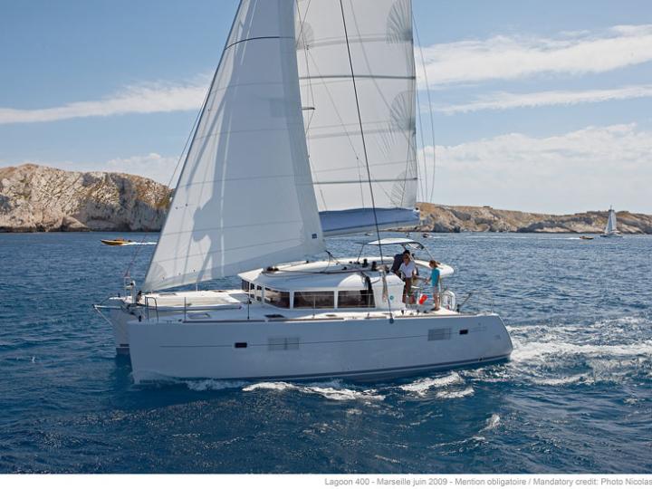 Sailing charter in St. Maarten, Caribbean Netherlands - rent a Catamaran for up to 8 guests.