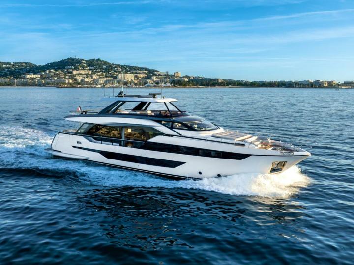 TOGETHER 95' Ferretti Yachts