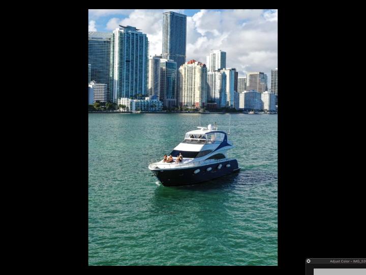 Luxury Yachting Experience! 70' Grand Marquis - PRICES INCLUDE TIP!