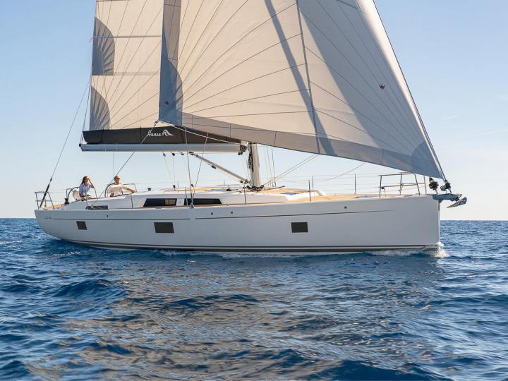 Yacht charter in Göcek, Turkey - a 10 guests sail boat for rent.