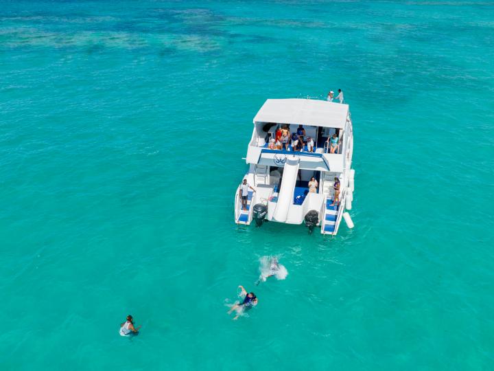 🤩Spice rents her Luxury and private catamaran for wedding vows, Bachelorette party, family meeting, party boats.🛥️🎉🏝️💕