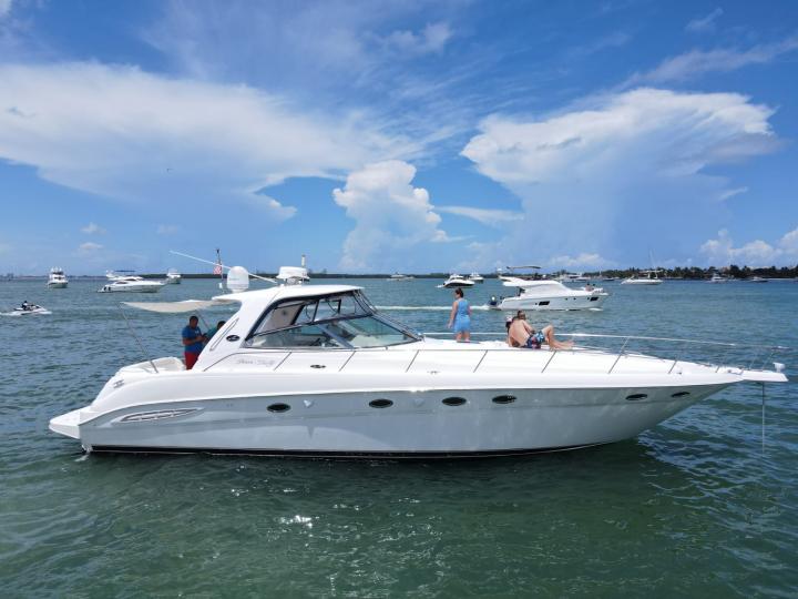 55' Huge Searay - Best Boat in Miami!