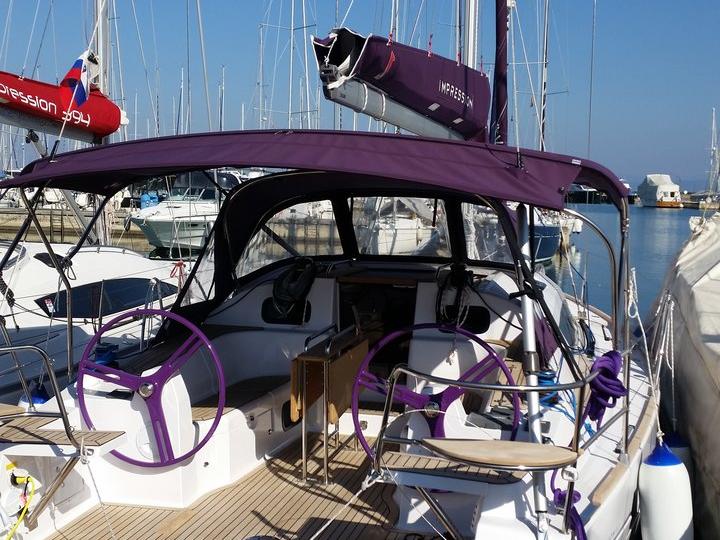 Discover boating aboard the 39ft ORCA.I yacht in Izola, Slovenia - a 3 cabins yacht for rent.