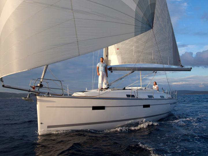 Yacht charter in Bibinje, Zadar, Croatia - rent a sail boat for up to 6 guests.