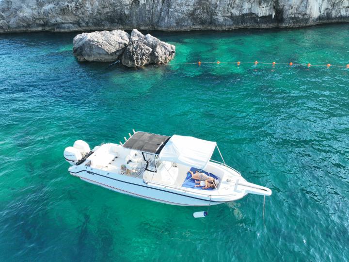 Barca Open per tour verso Capri e costiera
