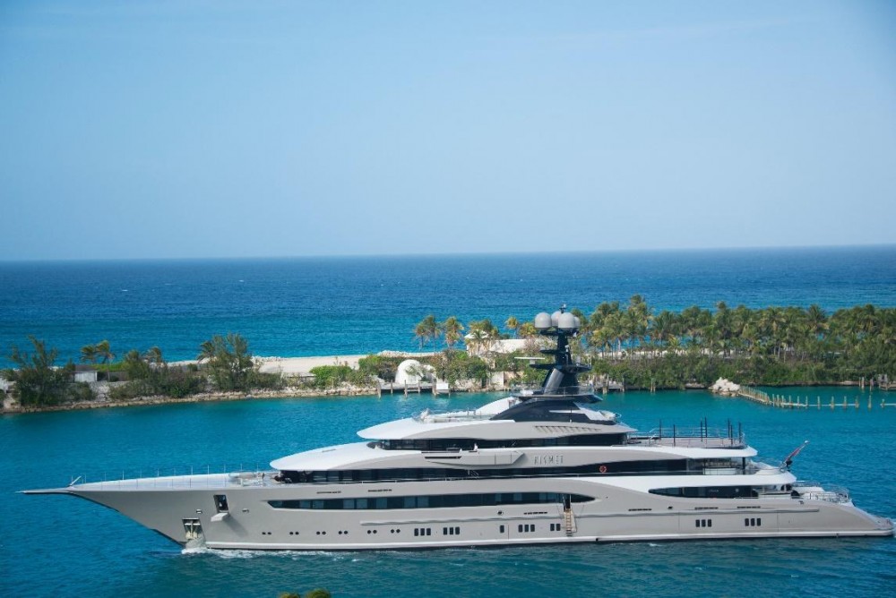 Super yacht