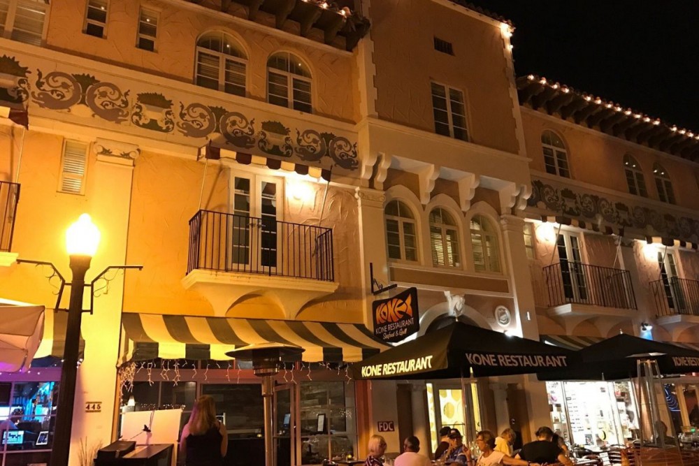 el paseo hotel miami exterior at night